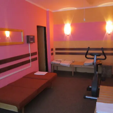 Hotel U Přehrady 2*